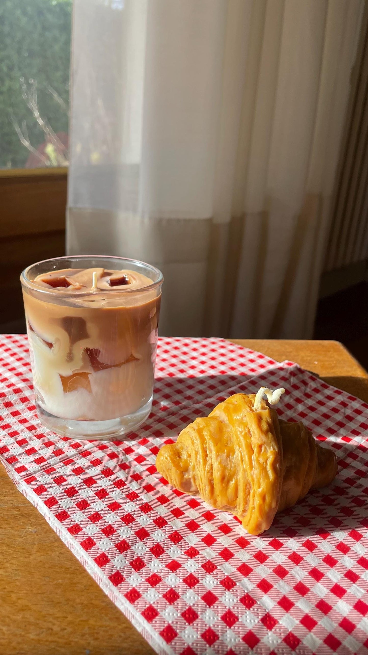 Iced Coffee & Croissant Candle Set